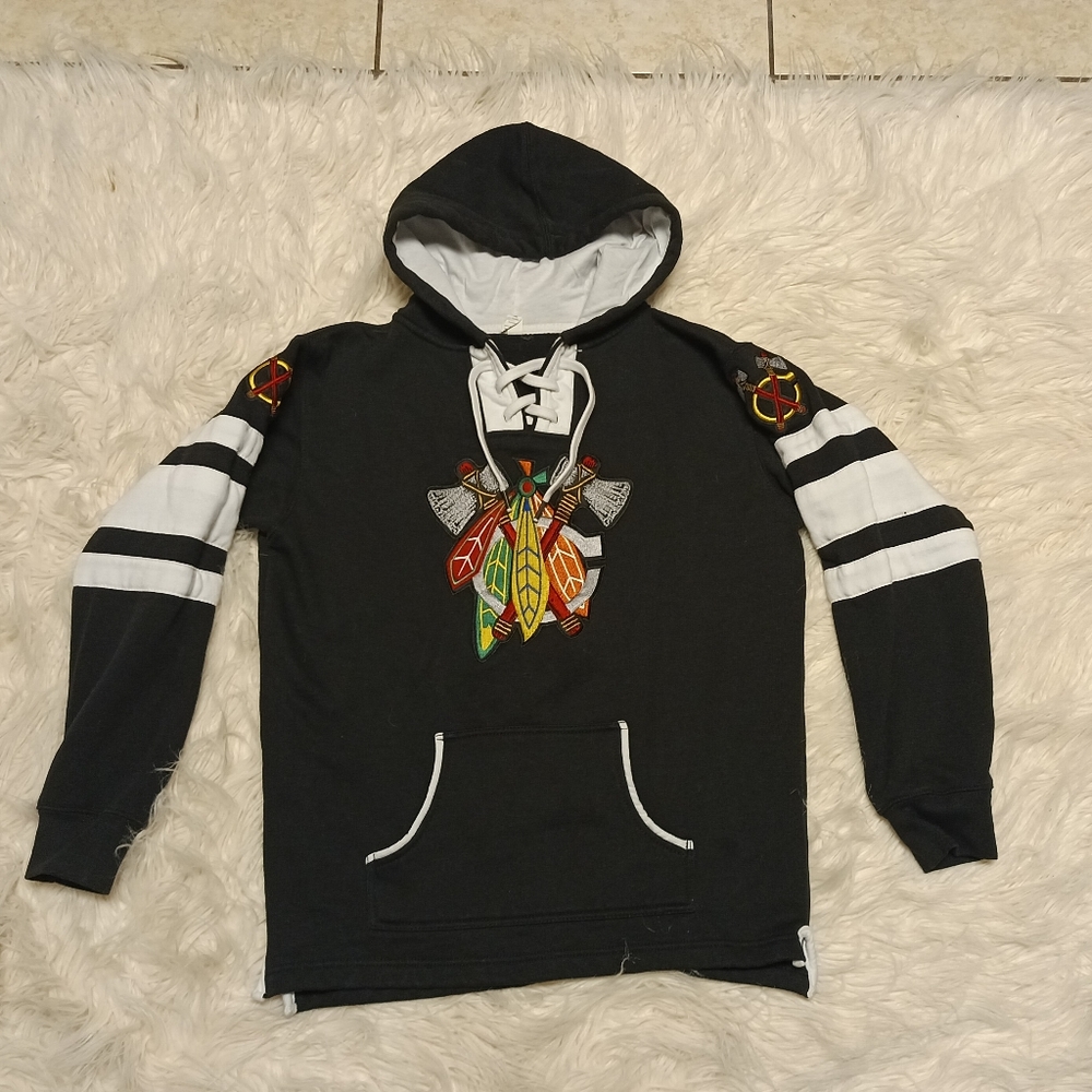 Chicago Blackhawks skull hoodie